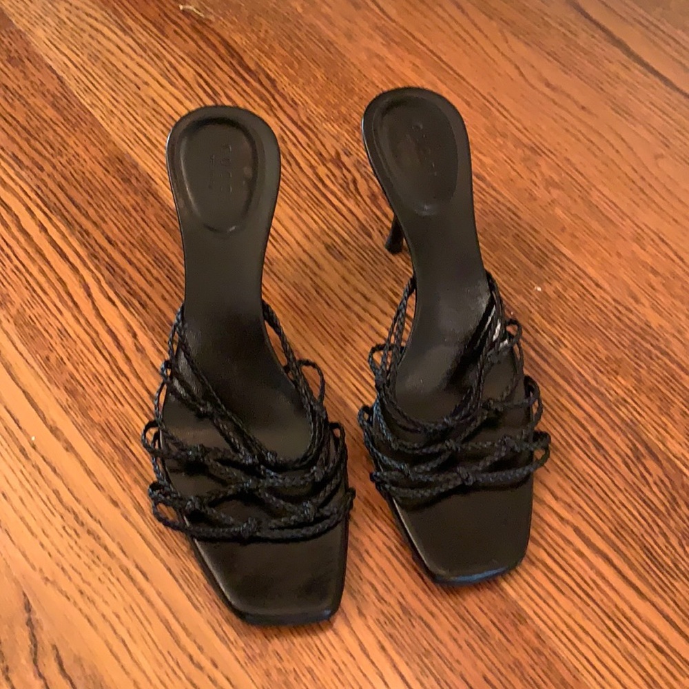 Black Gucci shoes